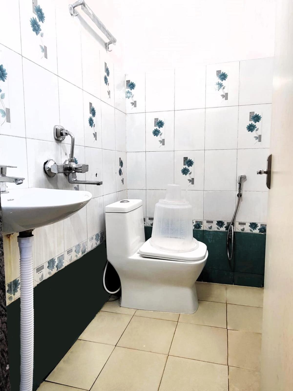 The Livin Residency Hotel Visakhapatnam Bagian luar foto