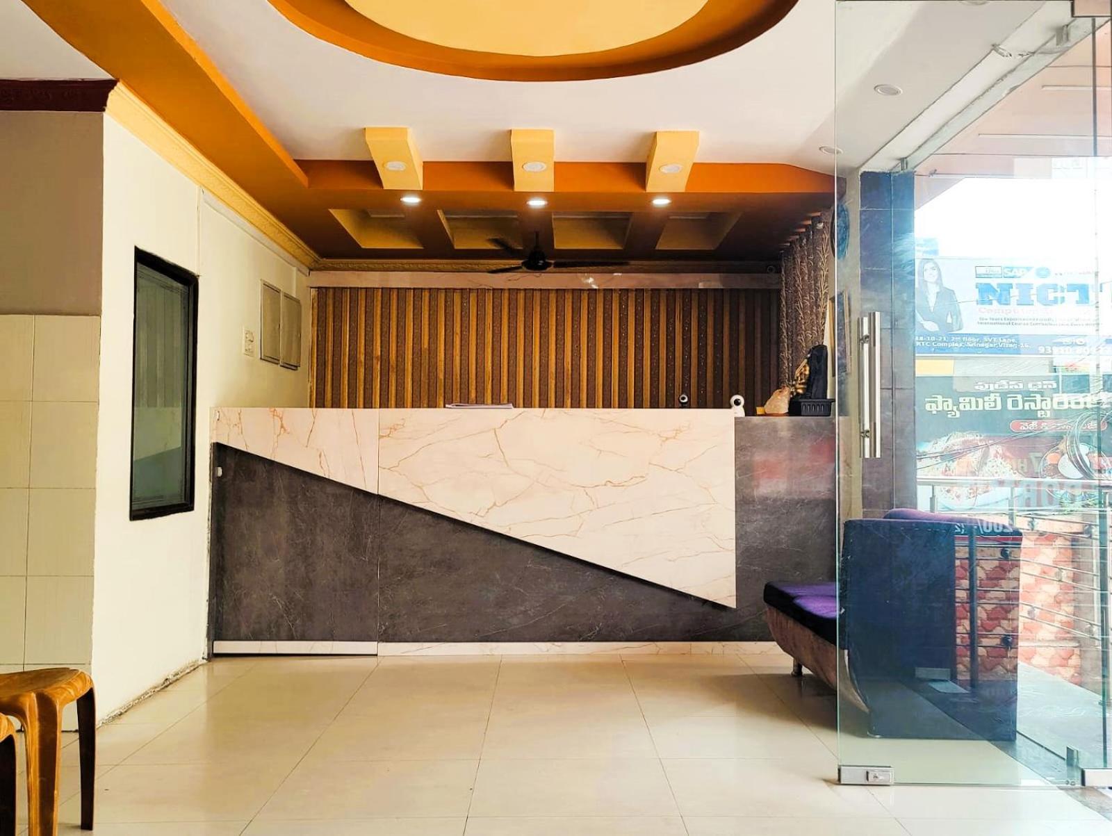 The Livin Residency Hotel Visakhapatnam Bagian luar foto